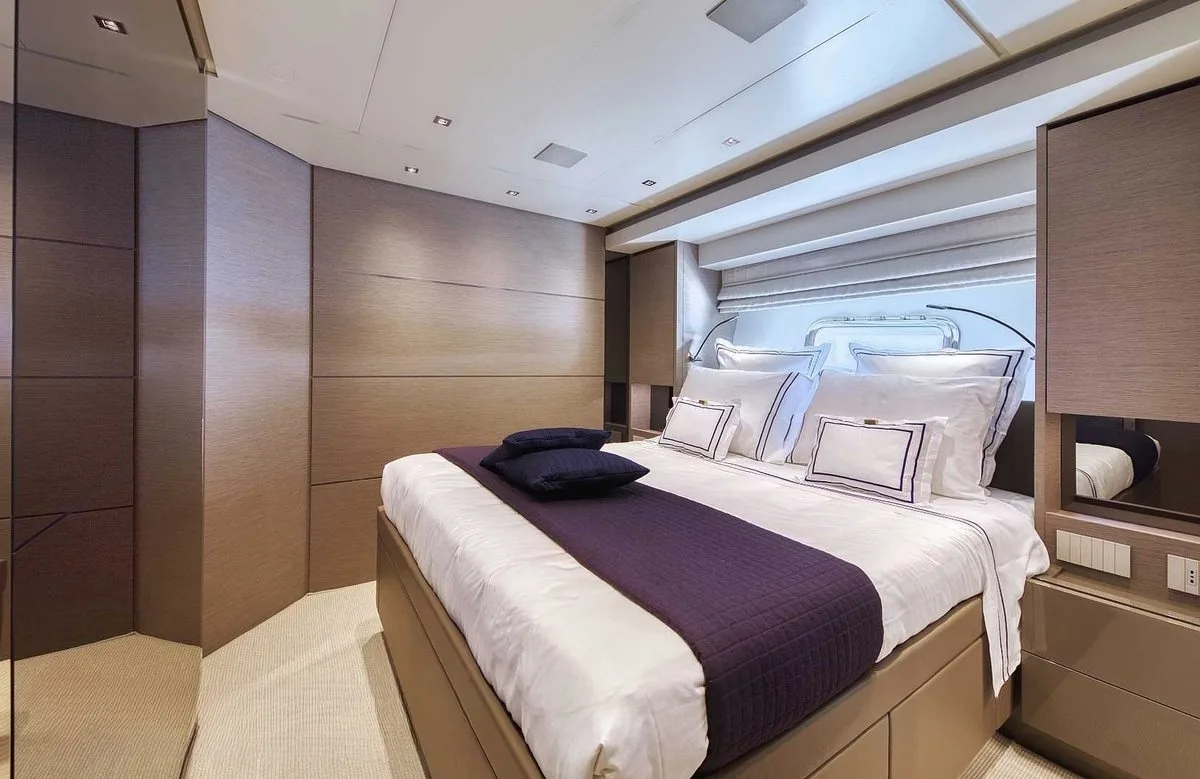 A preview of interior Bedroom cabin