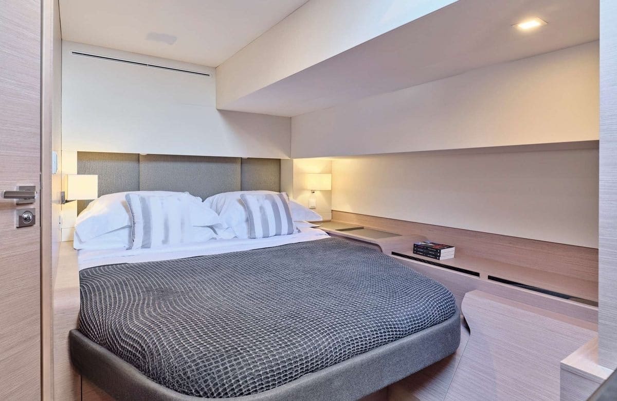 A preview of interior Bedroom cabin