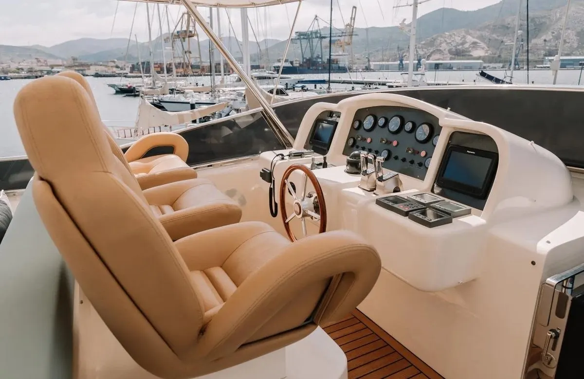 A preview of interior Bridge driving area