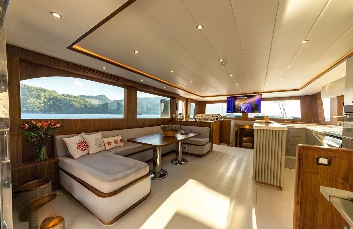 A preview of interior Bridge driving area