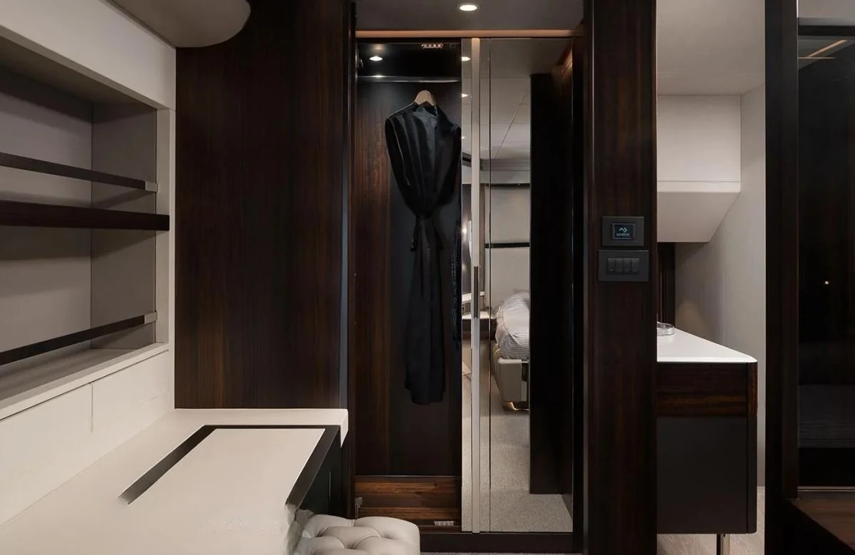 A preview of interior Closet