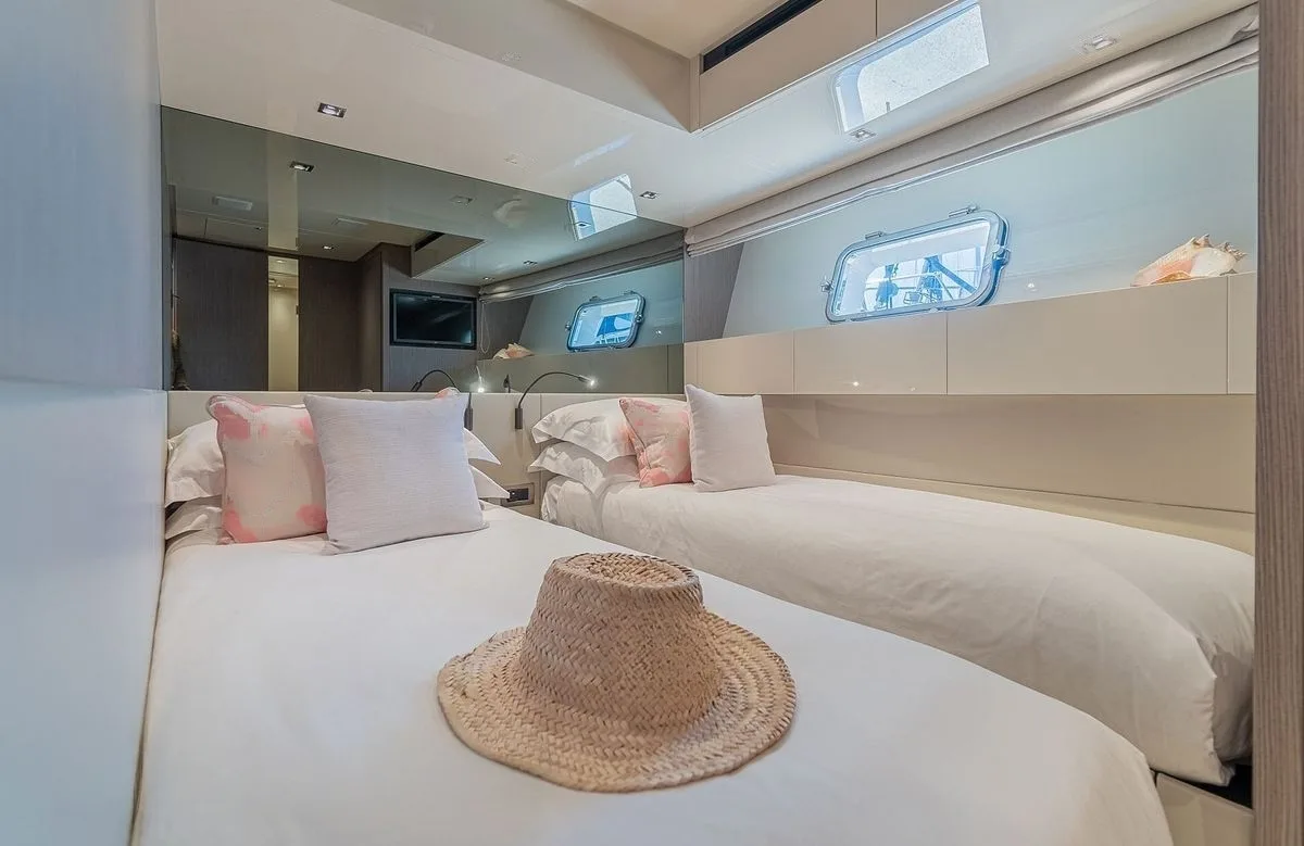 A preview of interior Bedroom cabin