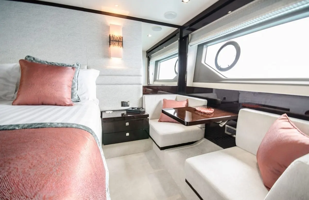 A preview of interior Bedroom cabin