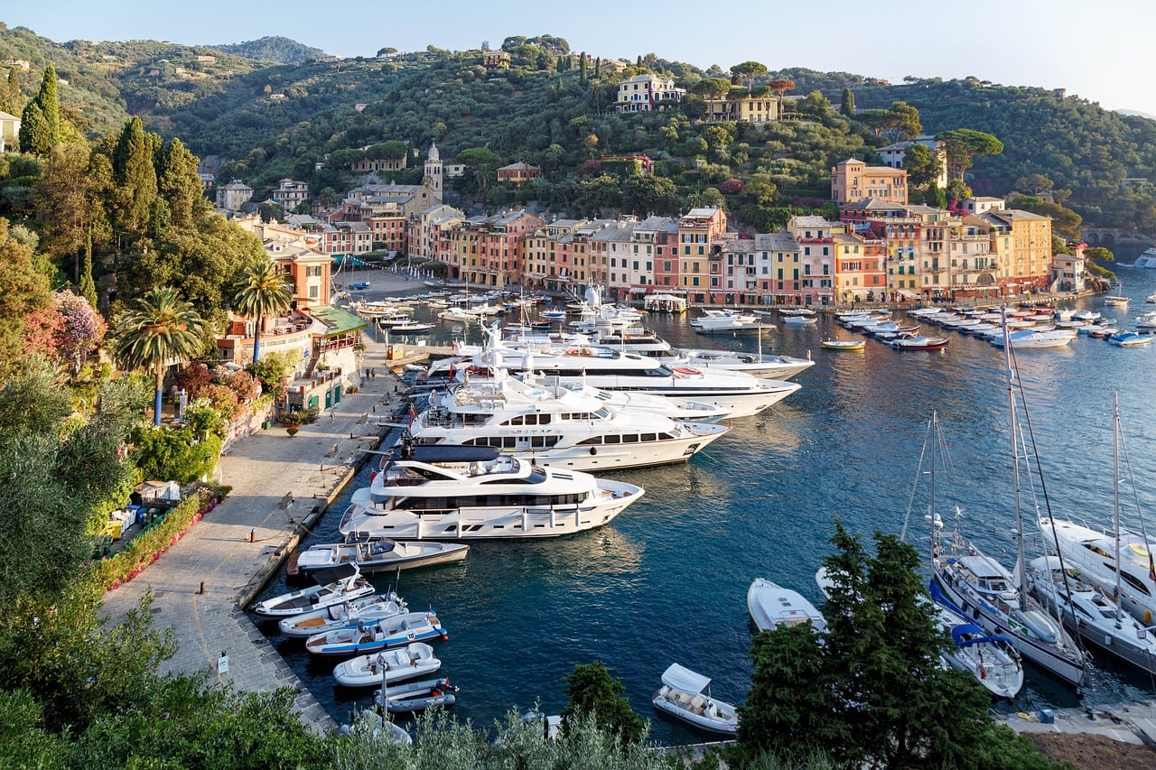 11 Best Coastal Towns in Europe for a Luxury Yacht Vacation