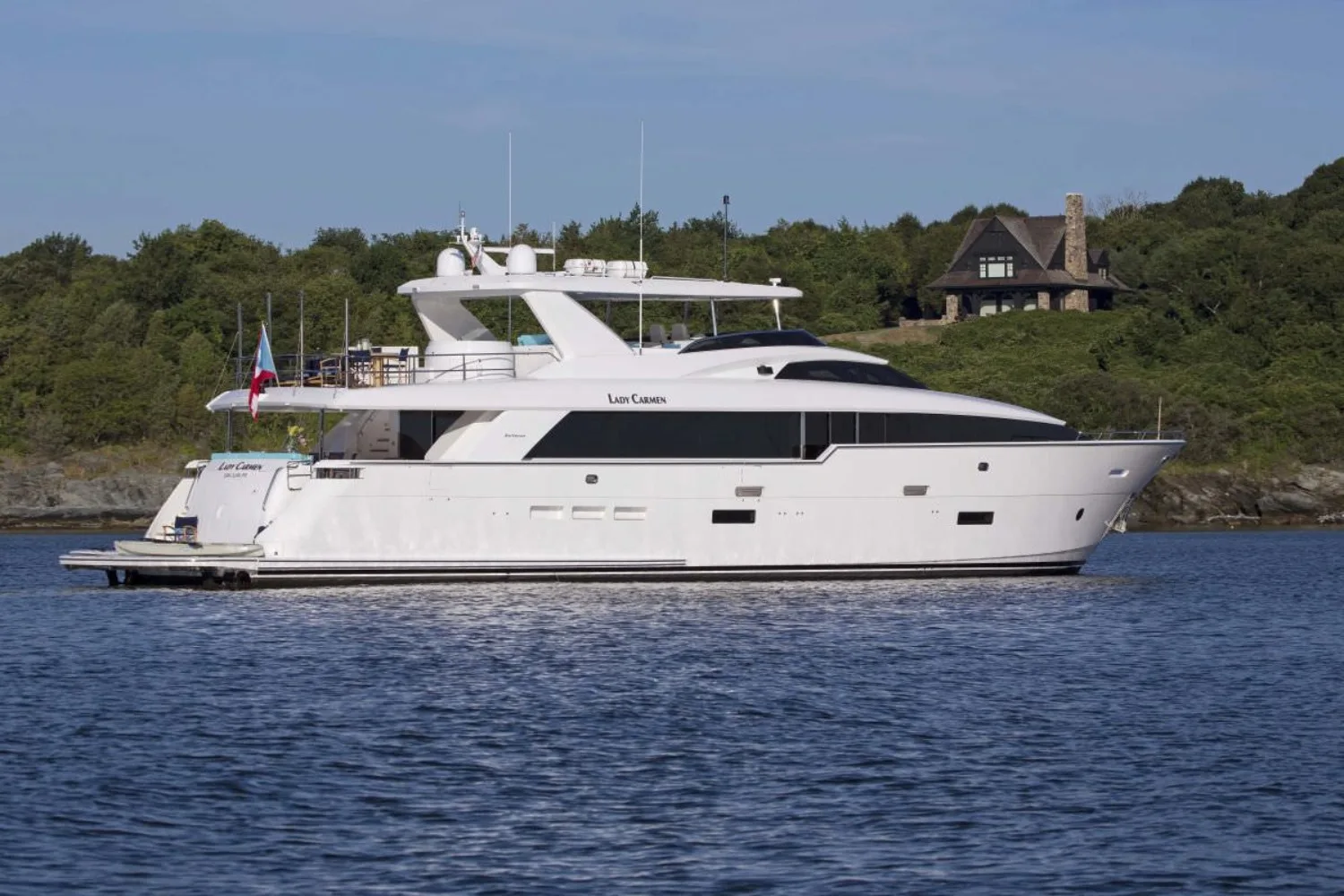 An image of Lady Carmen