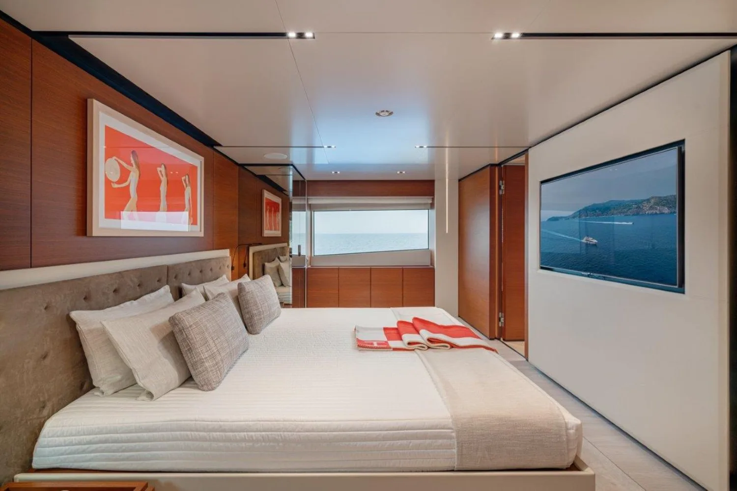 An image of Diana II yacht