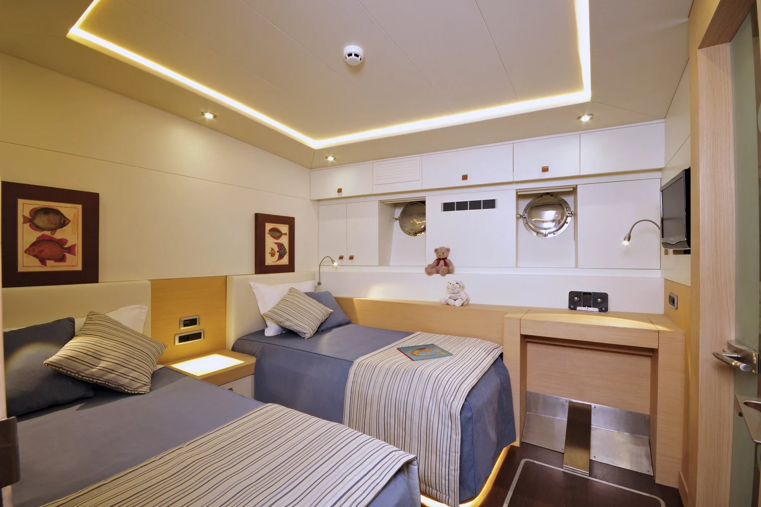 An image of Tuyika S yacht