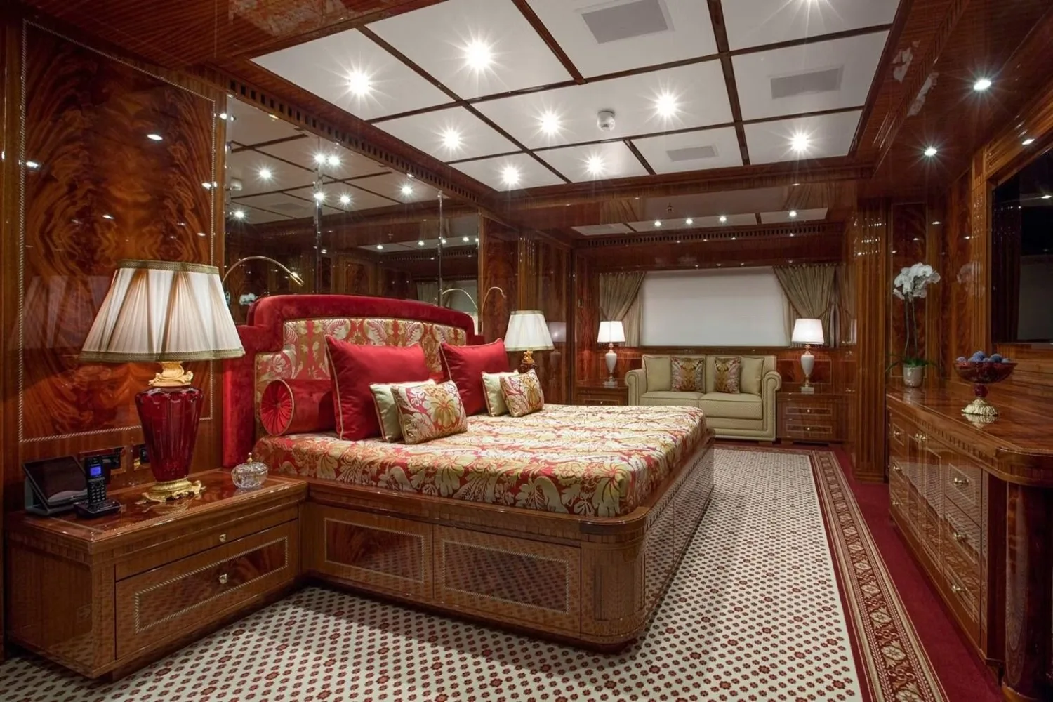 A preview of interior Bedroom cabin