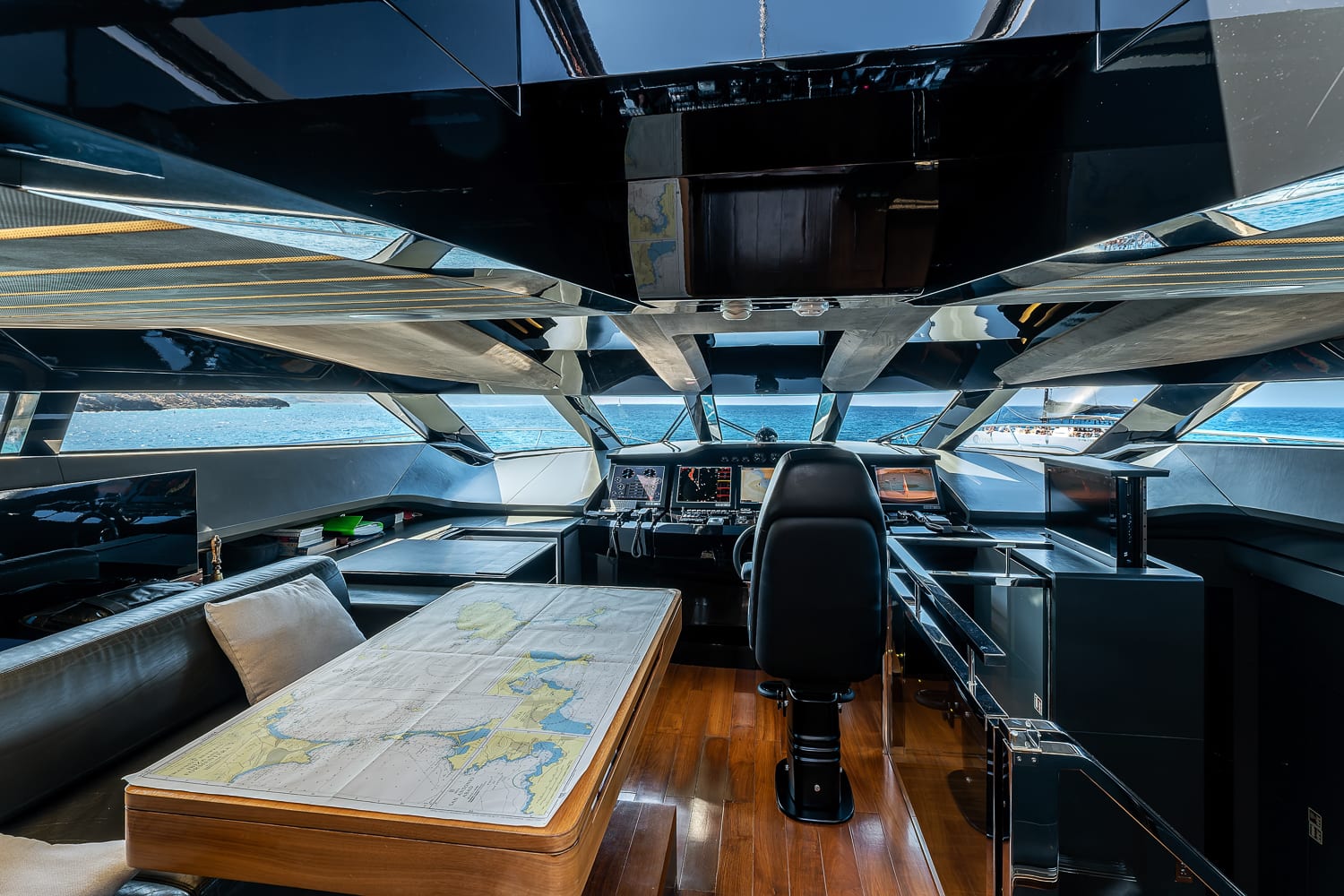 A preview of interior Bridge driving area