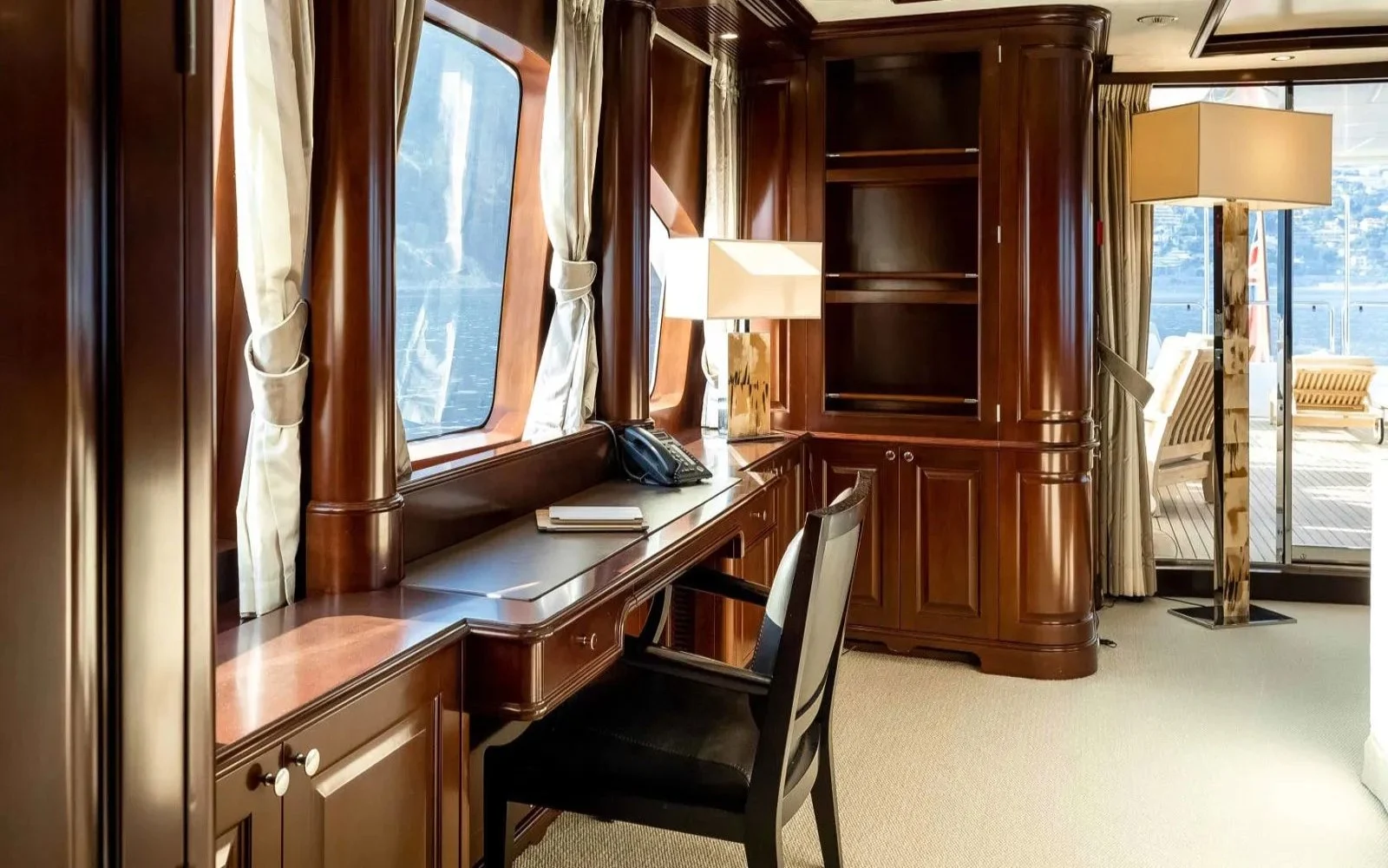 An image of Mi Amore Julia yacht