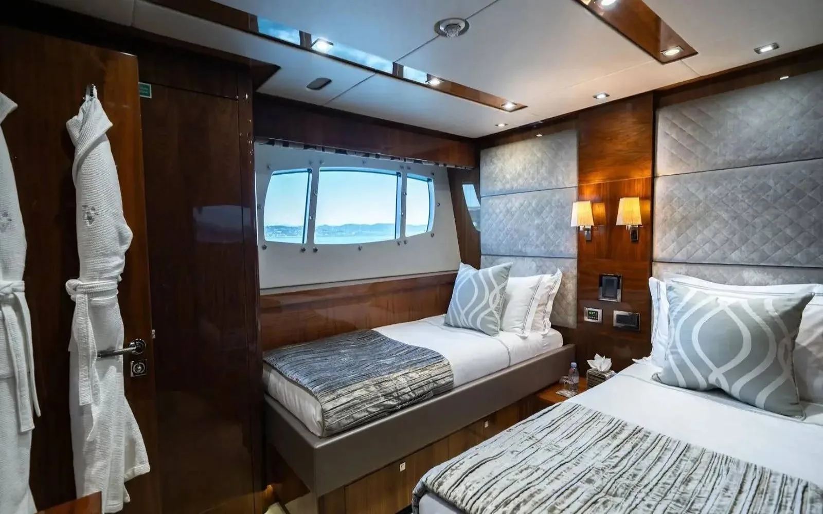 An image of Lady Volantis yacht