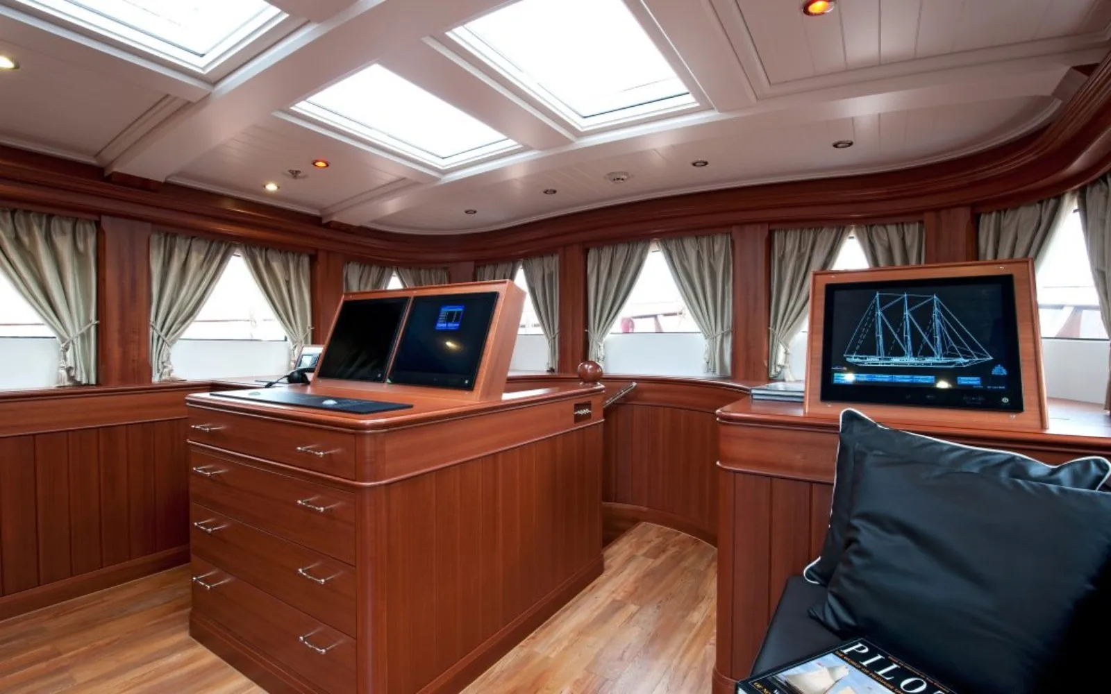 A preview of interior Bridge driving area