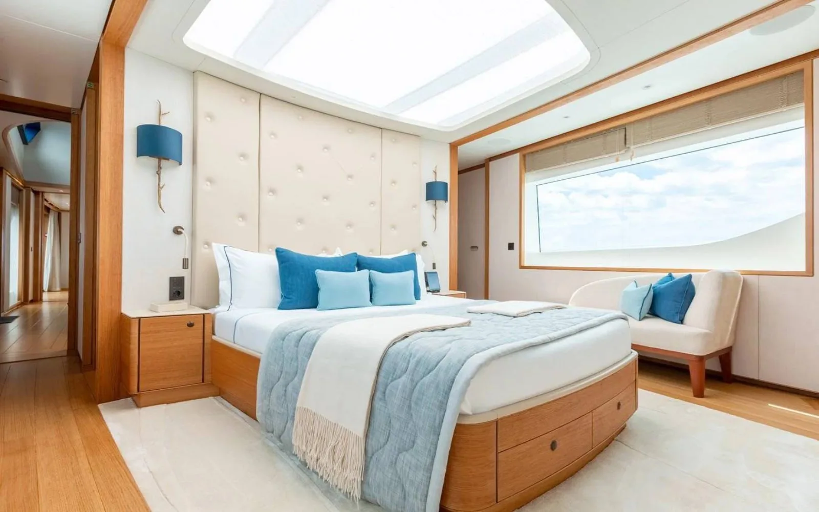 A preview of interior Bedroom cabin