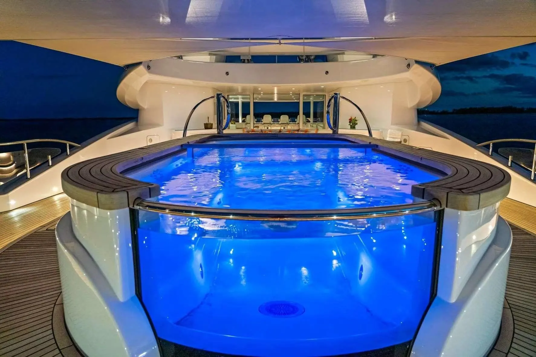 An image of Amaryllis yacht