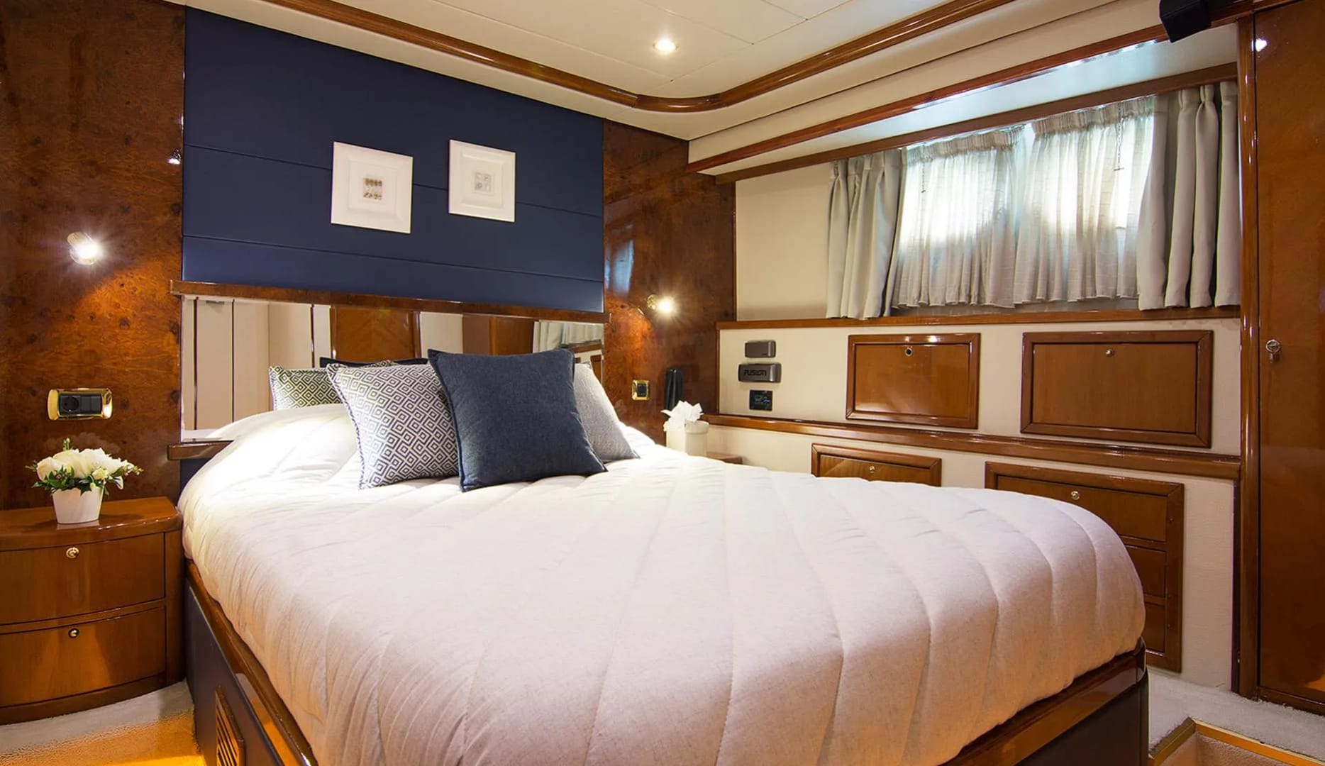 A preview of interior Bedroom cabin