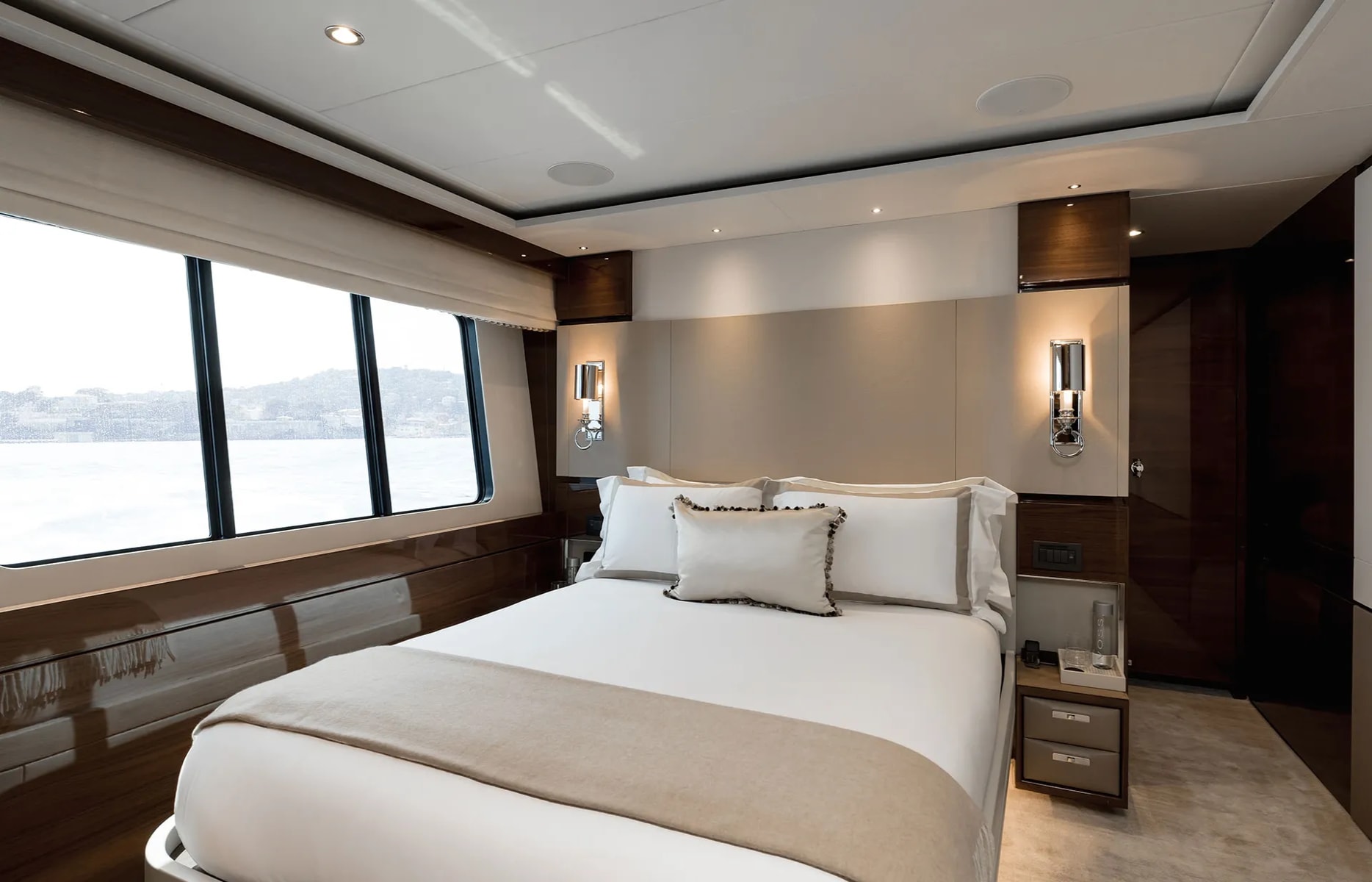 A preview of interior Bedroom cabin