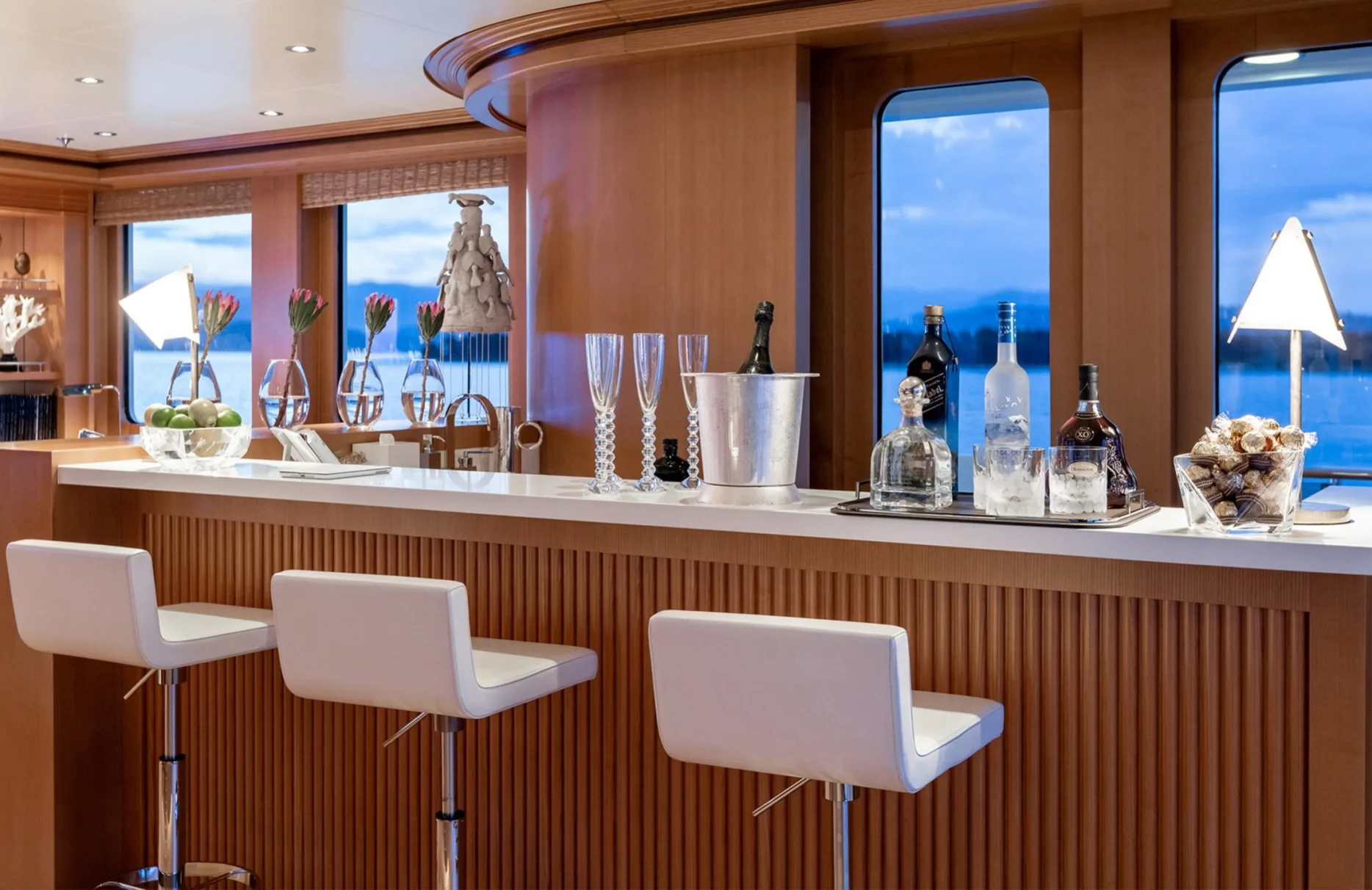 A preview of interior Bar or dance club