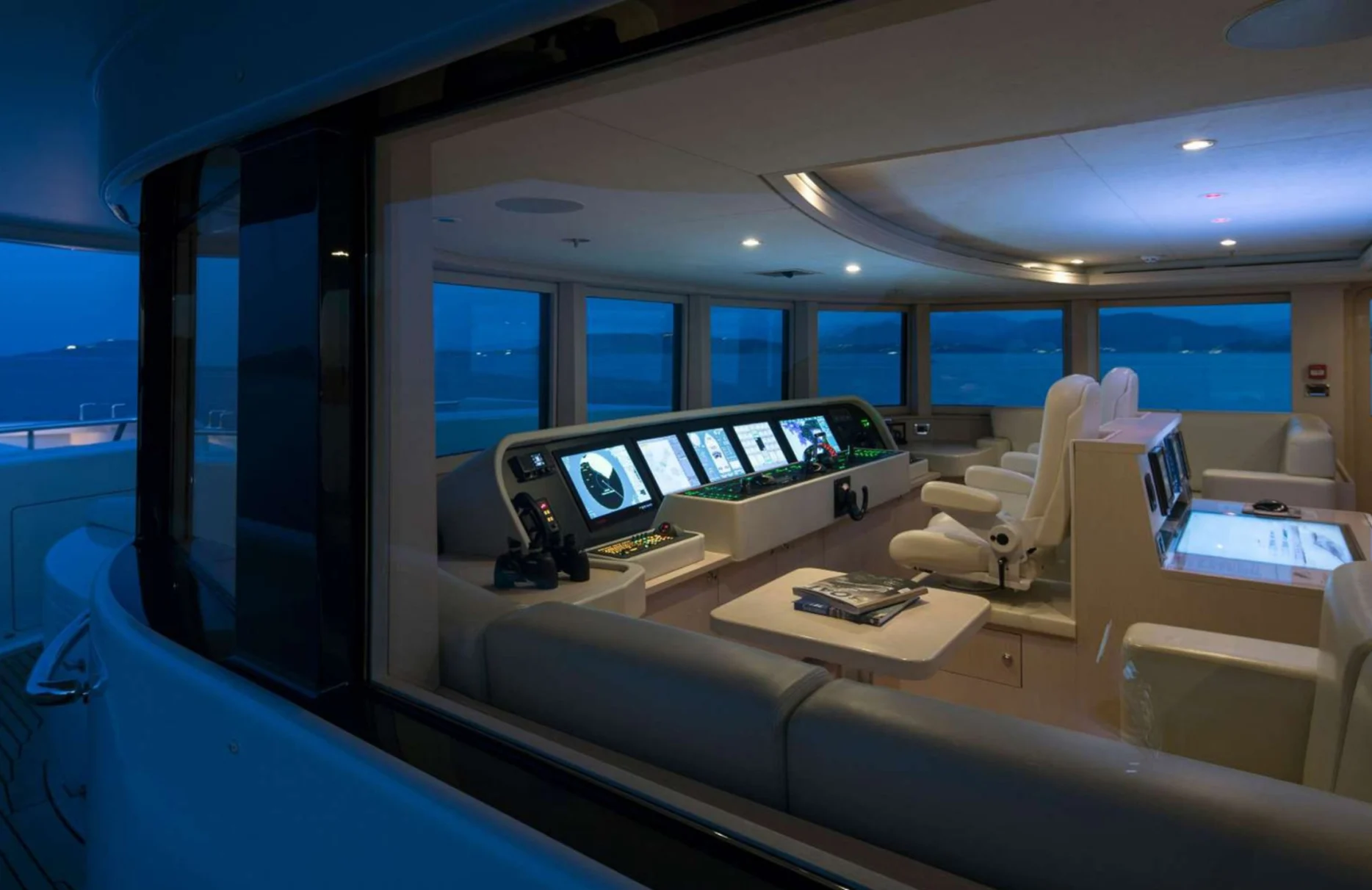 A preview of interior Bridge driving area