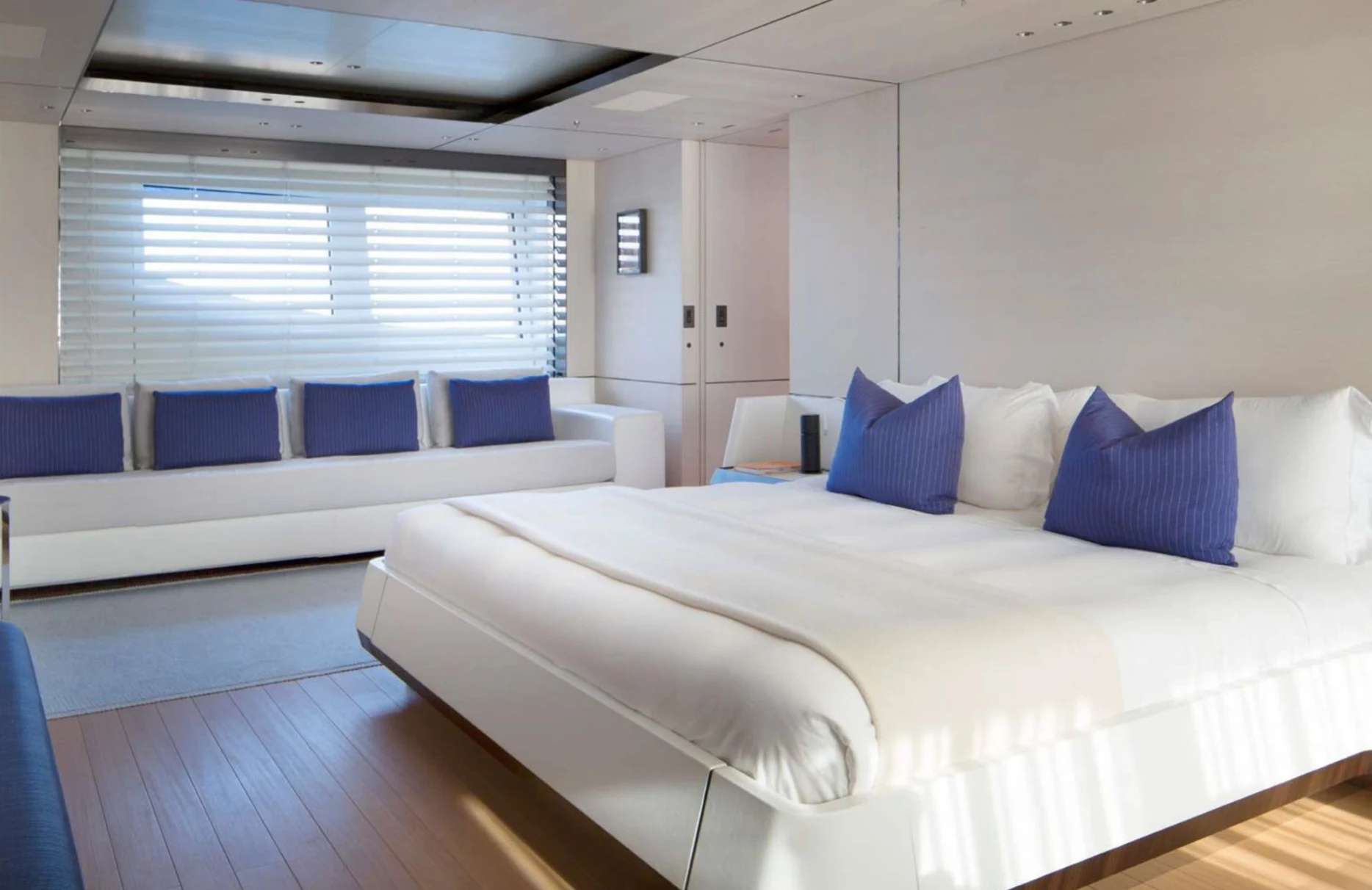 A preview of interior Bedroom cabin