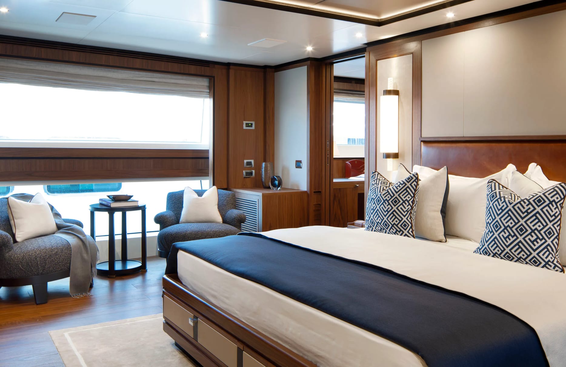 A preview of interior Bedroom cabin