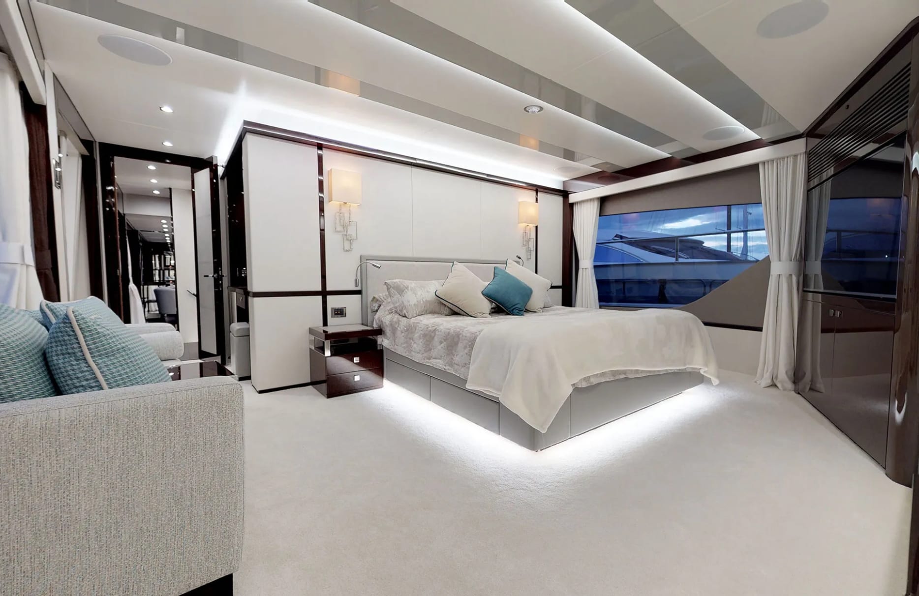 A preview of interior Bedroom cabin