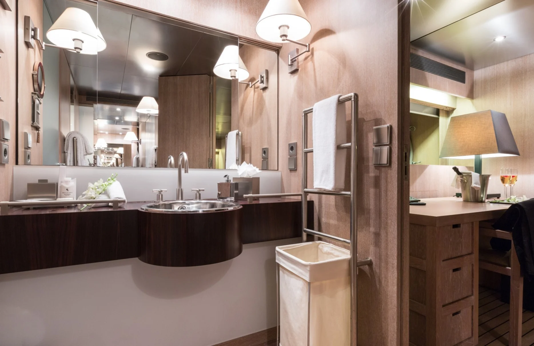 A preview of interior Bedroom cabin