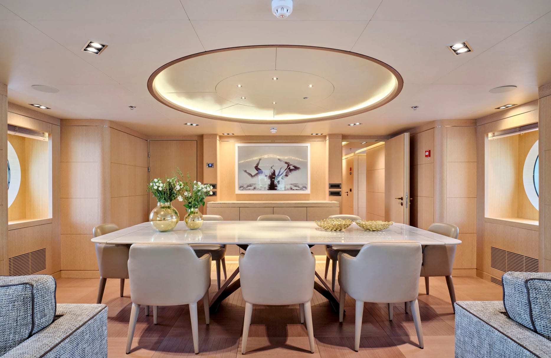 A preview of interior Dining