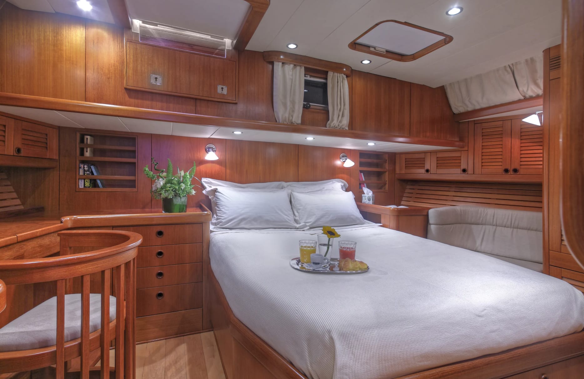 A preview of interior Bedroom cabin