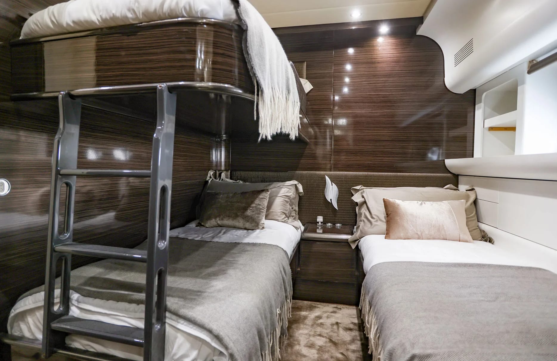 A preview of interior Bedroom cabin