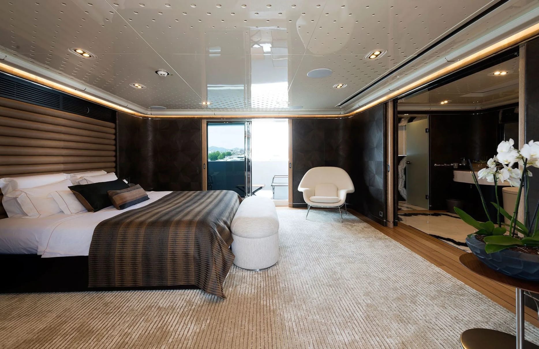 A preview of interior Bedroom cabin
