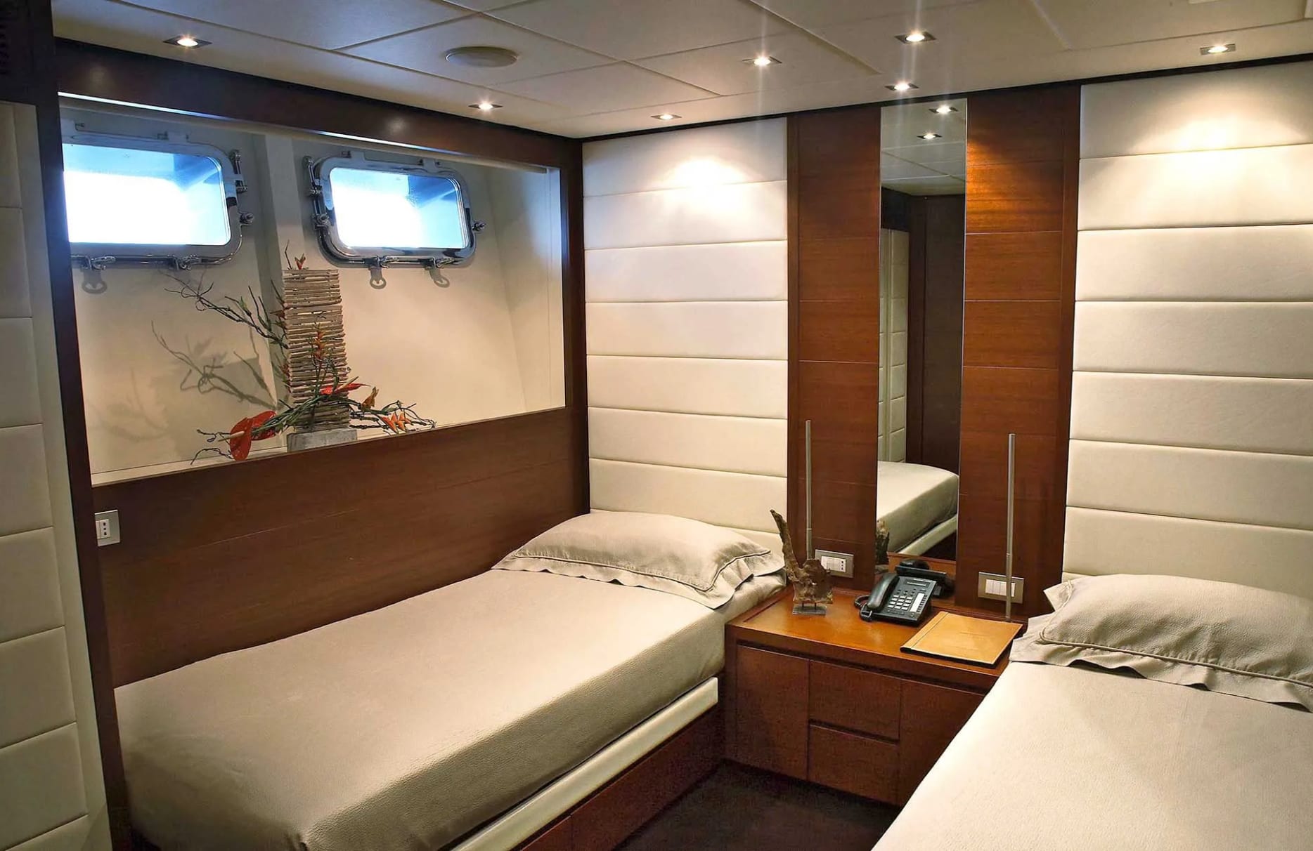 A preview of interior Bedroom cabin