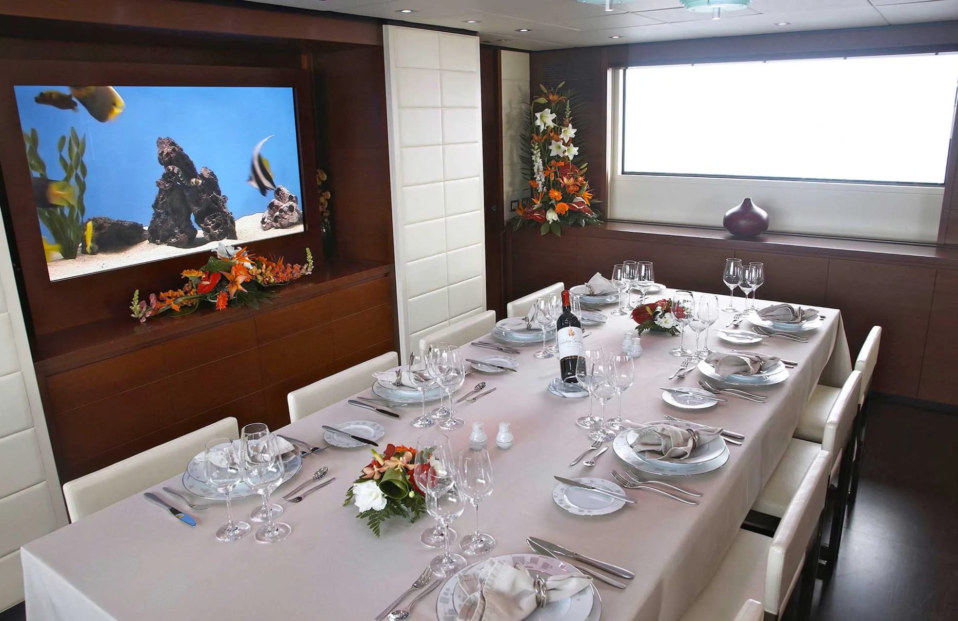 A preview of interior Dining