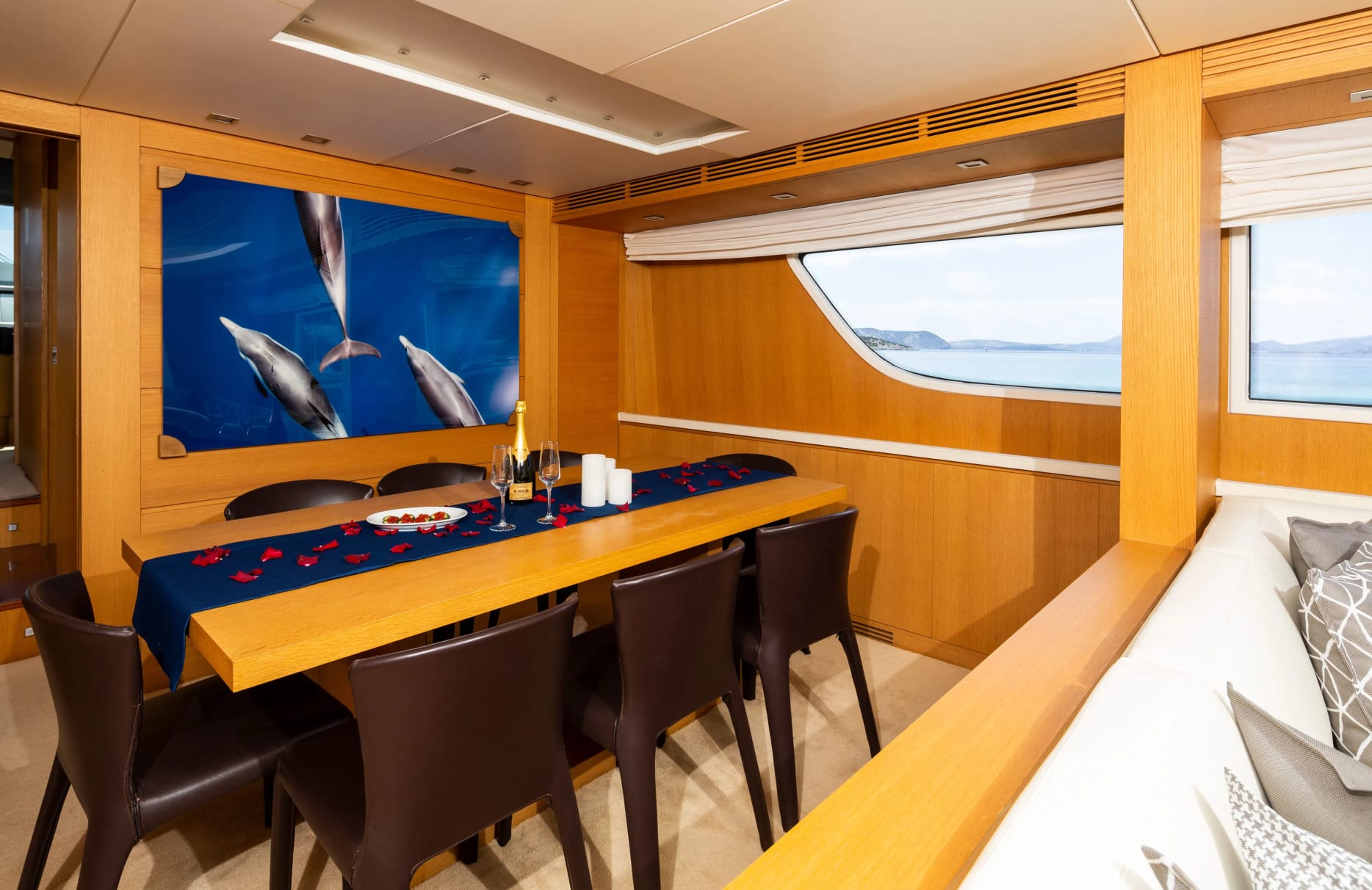 A preview of interior Dining