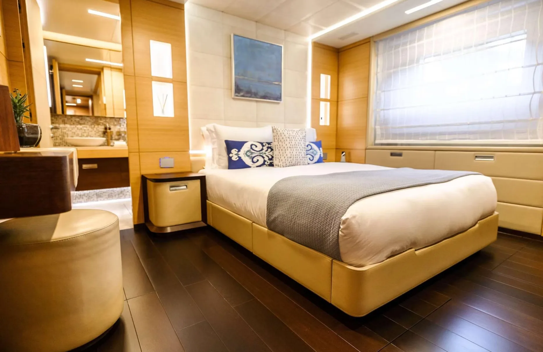 A preview of interior Bedroom cabin
