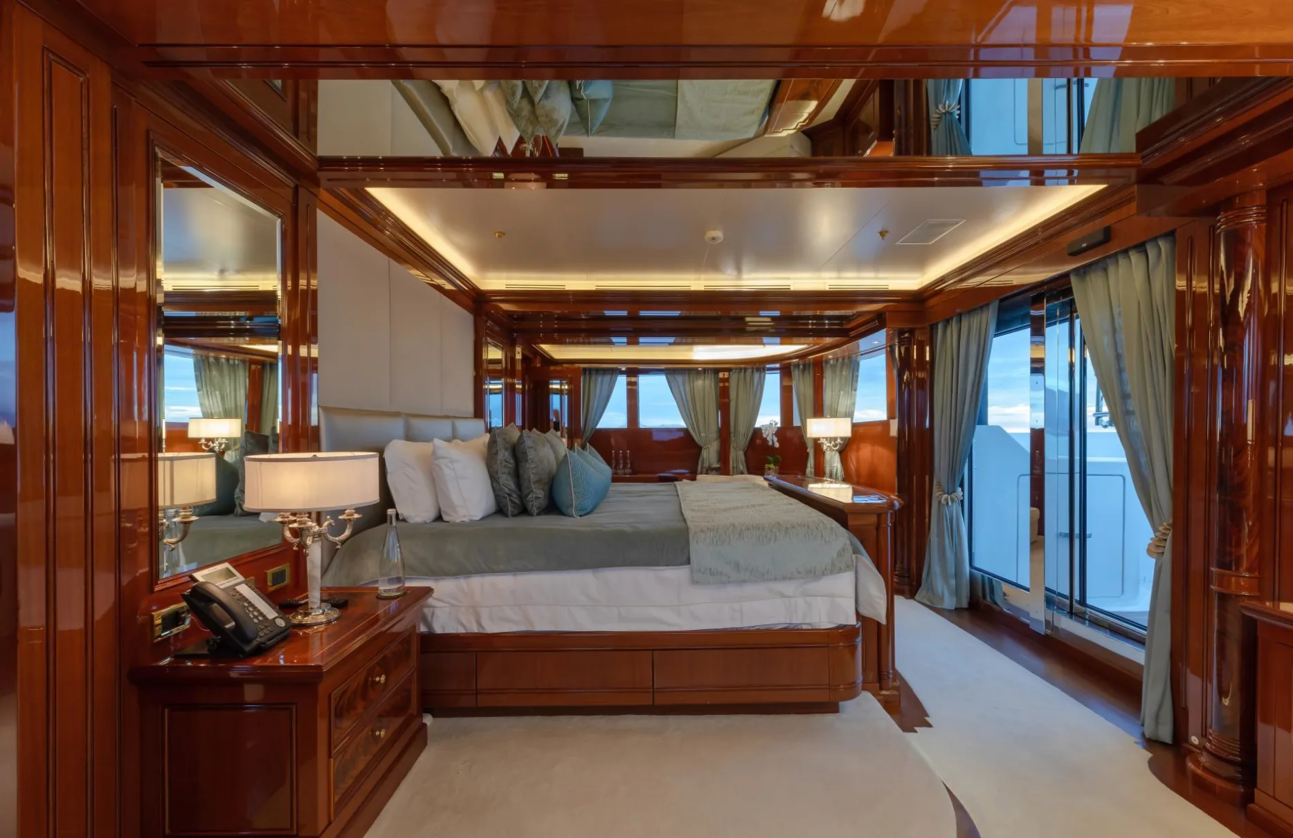 A preview of interior Bedroom cabin