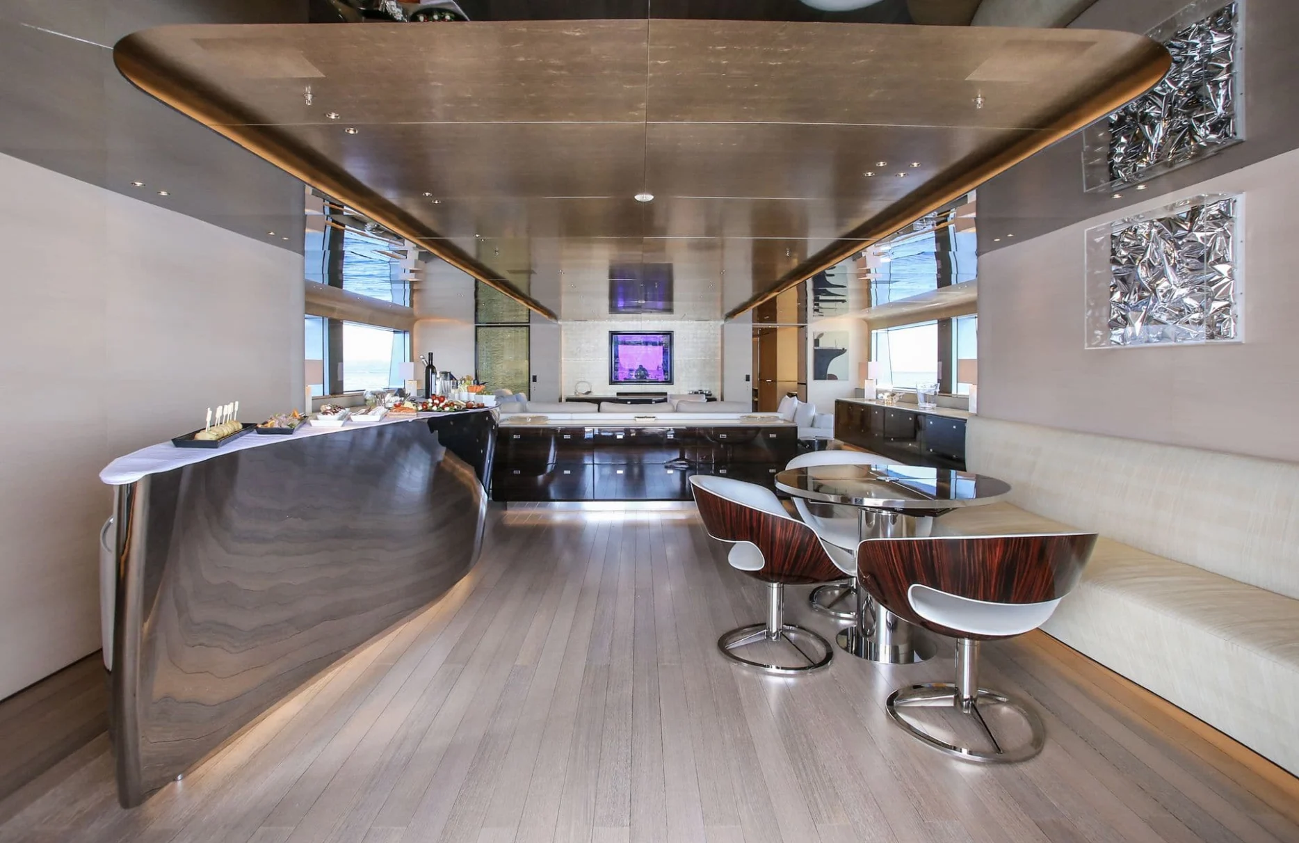 A preview of interior Bar or dance club