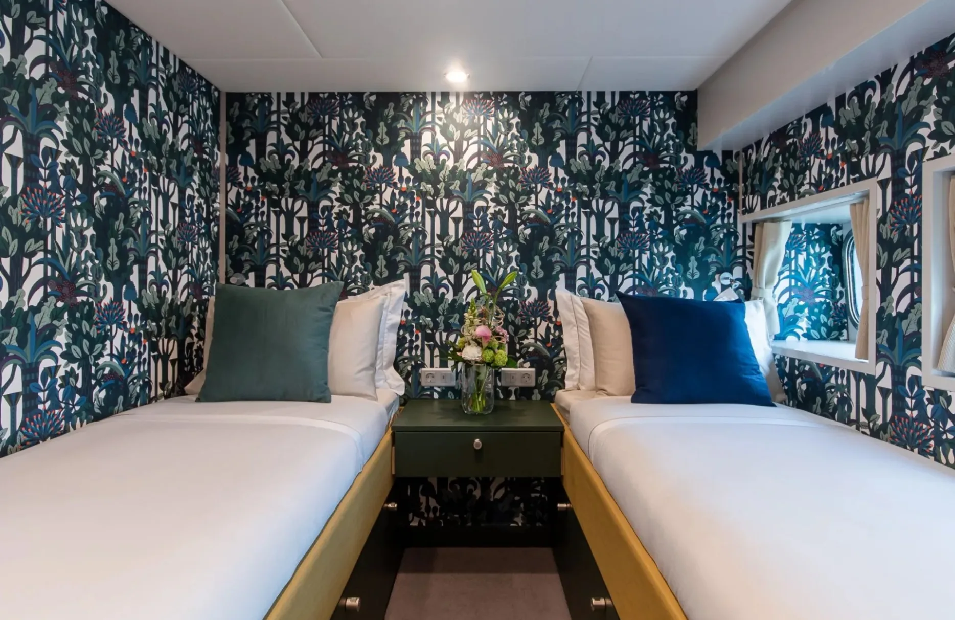 A preview of interior Bedroom cabin