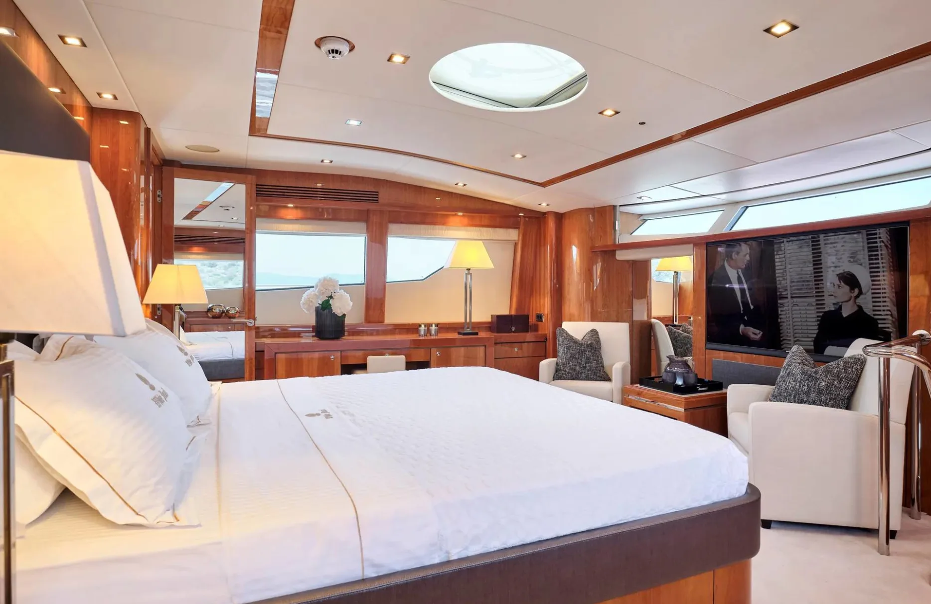 A preview of interior Bedroom cabin