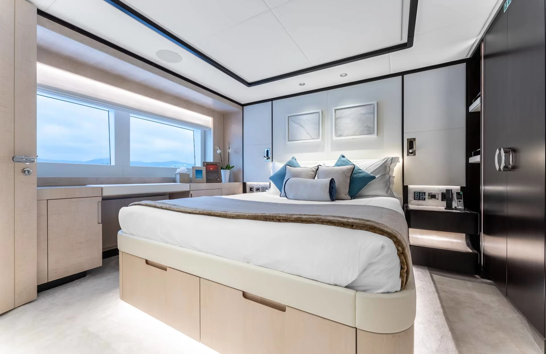 A preview of interior Bedroom cabin