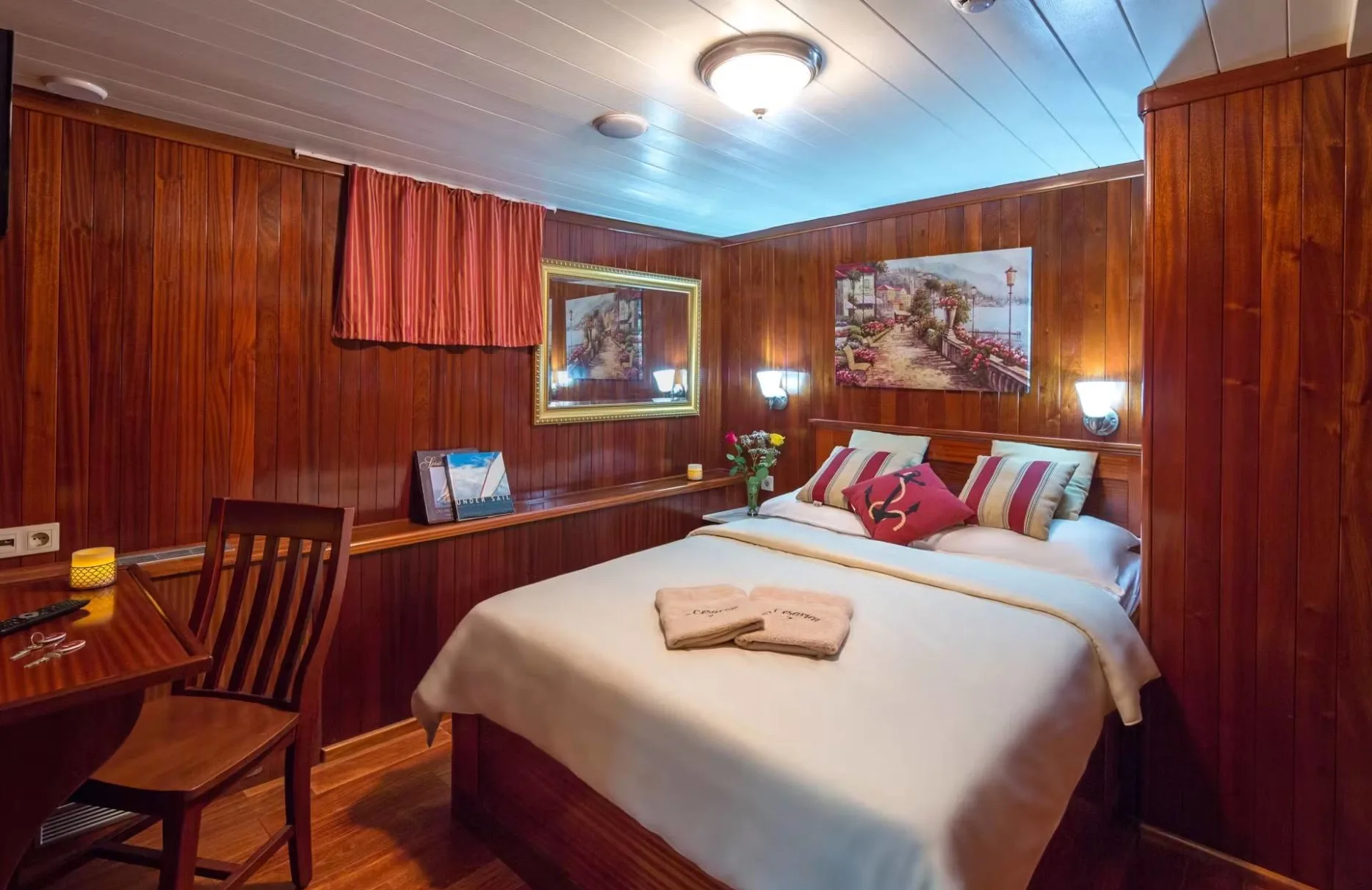 A preview of interior Bedroom cabin