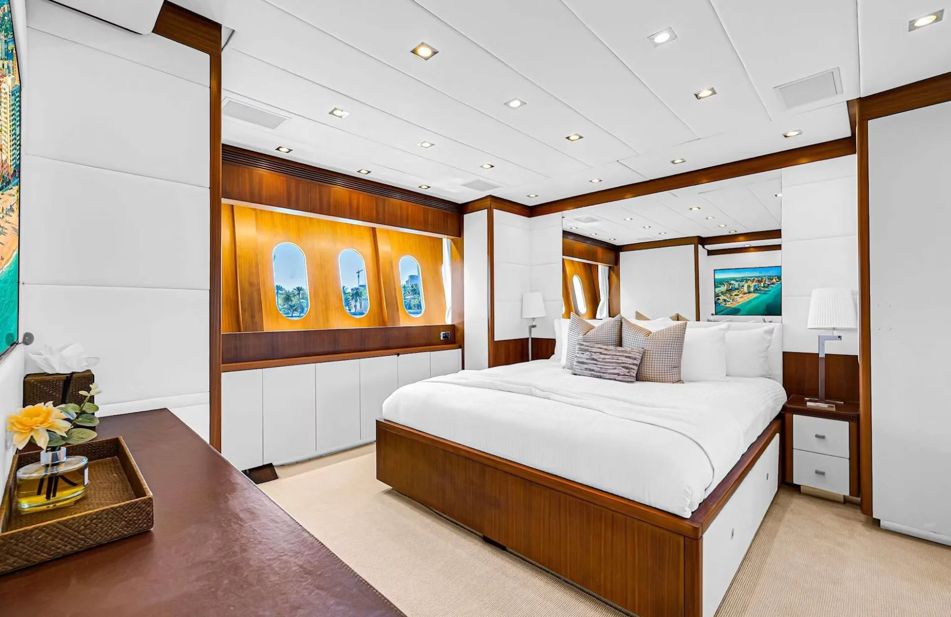 A preview of interior Bedroom cabin