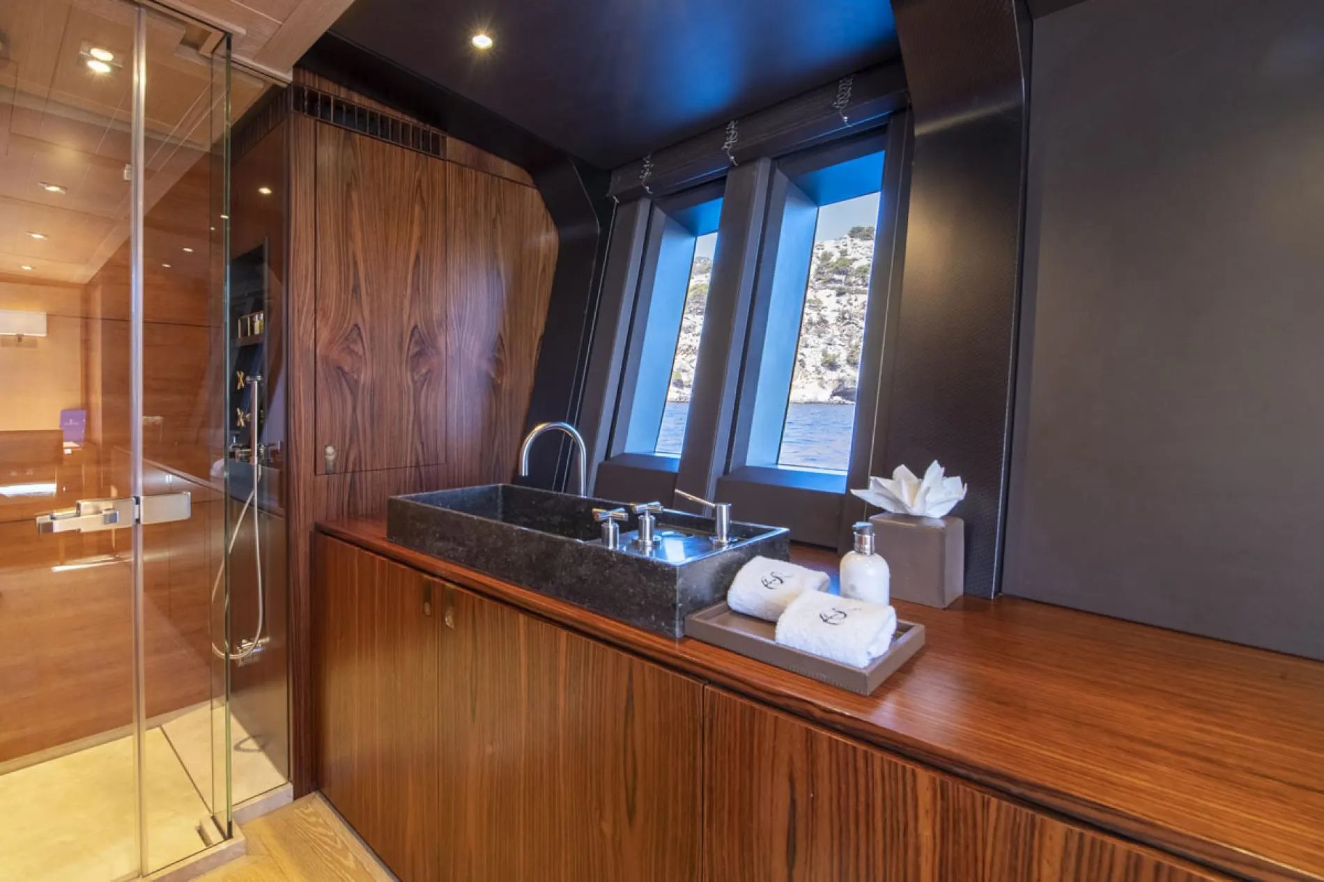 An image of Sharlou yacht