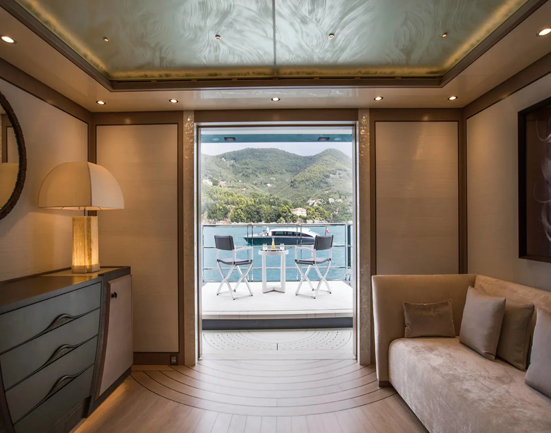 Dar: The Oceanco That Brought Italian Chic to Dutch Engineering