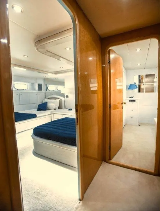 An image of Dream yacht