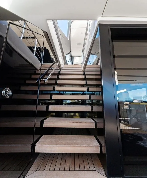 An image of Gatsby yacht