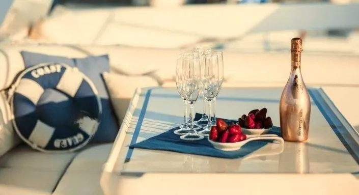 An image of Dream yacht