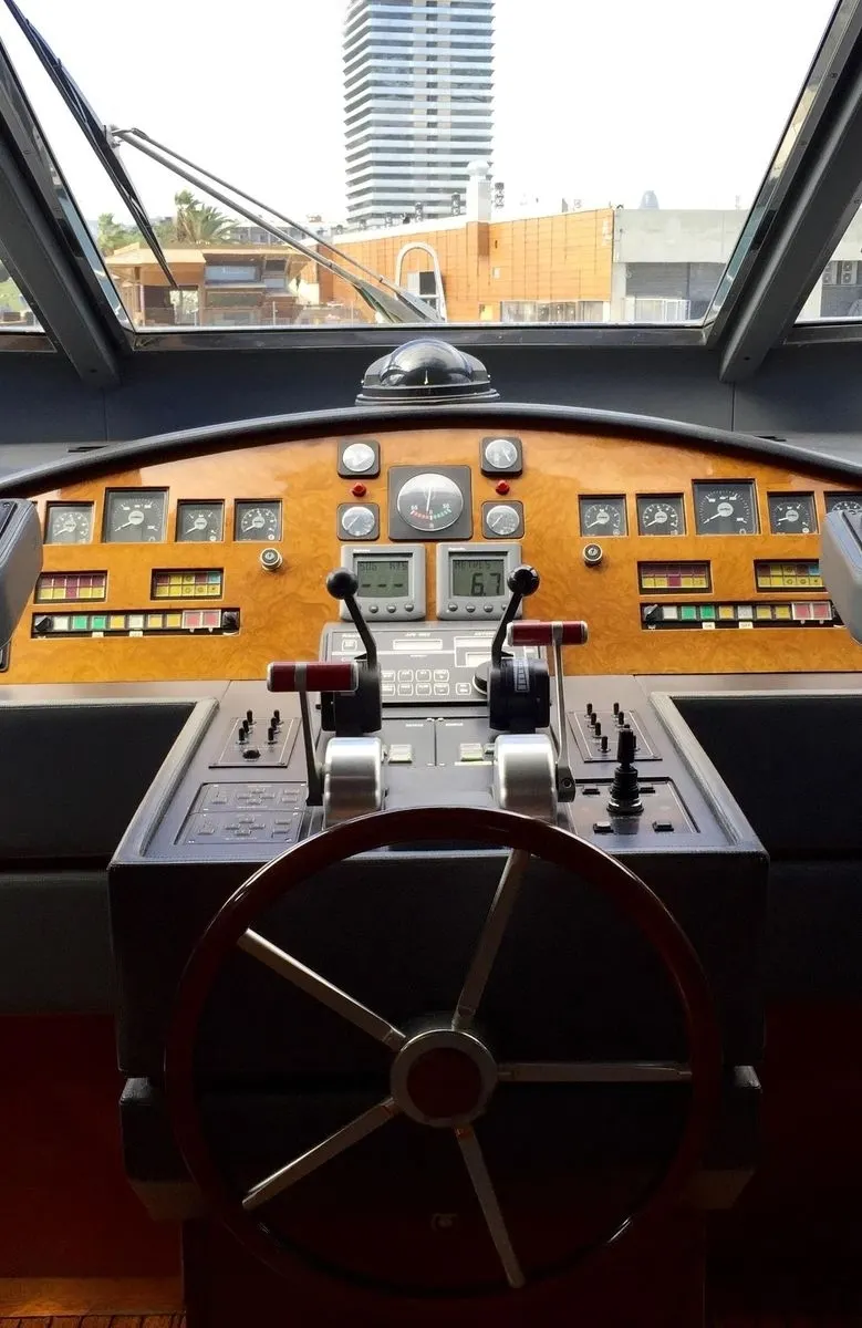 A preview of interior Bridge driving area