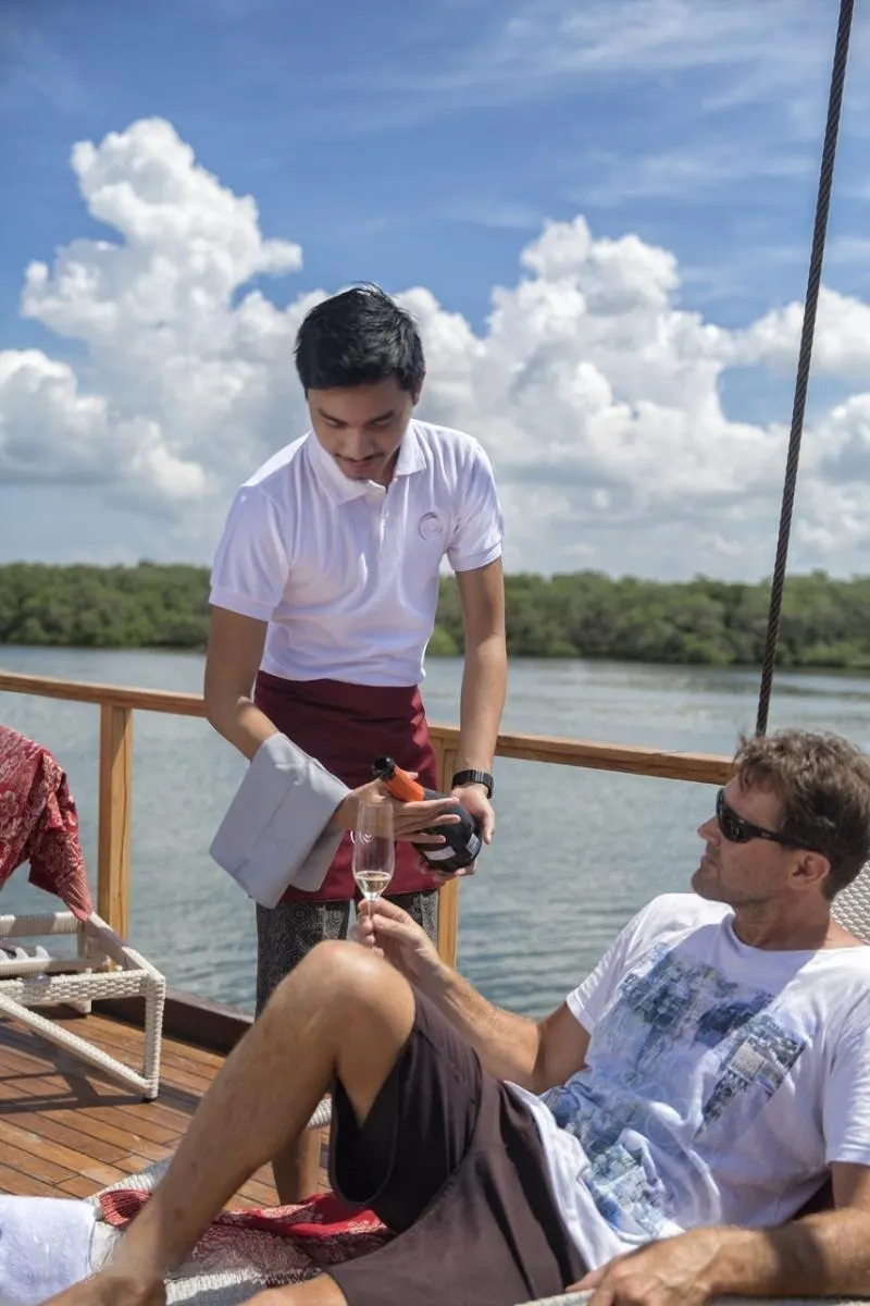 An image of Tiare yacht