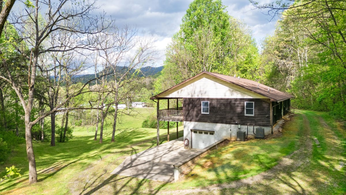 Partridge Place Hideaway (Upper Only)