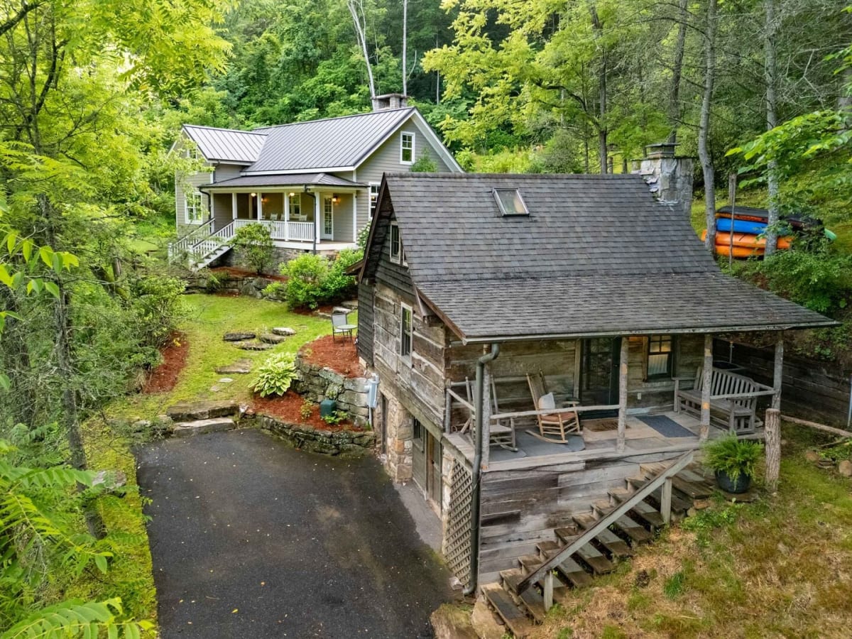 River Cat Cottage and Cabin